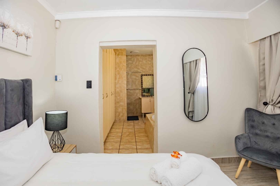 To Let 1 Bedroom Property for Rent in Oakdale Western Cape
